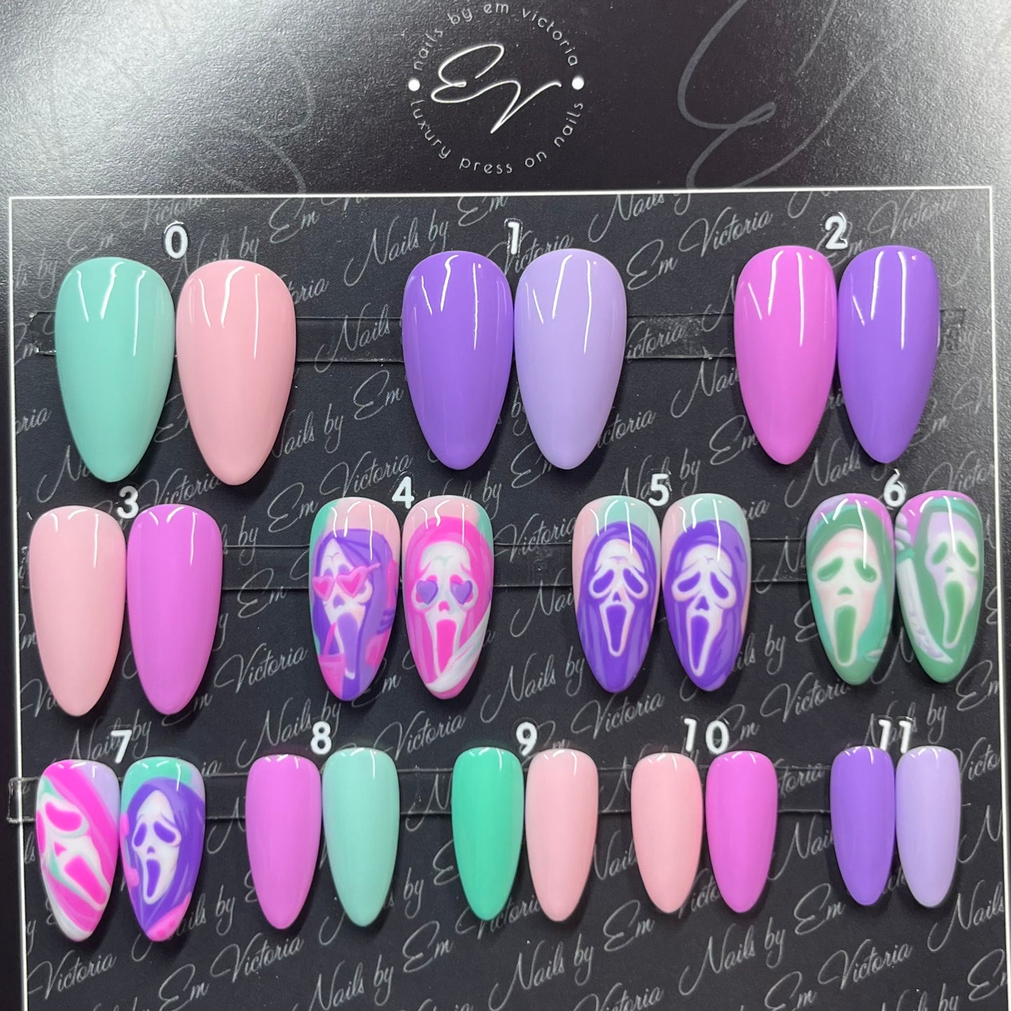 Pastel GhostFace Full Set in Mid Almond